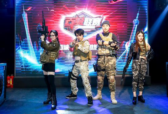 LPL夏季季后赛是日首发：16：40 WBG vs LNG，没有PandaC