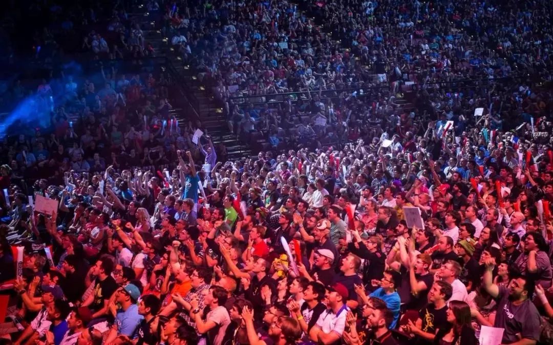 MacT认为NIP将三比二击败WBG，PYL认为WBG将三比一击败NIP